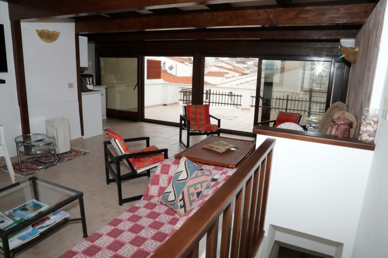 Luxury Apt Apartment Calasetta Exterior photo