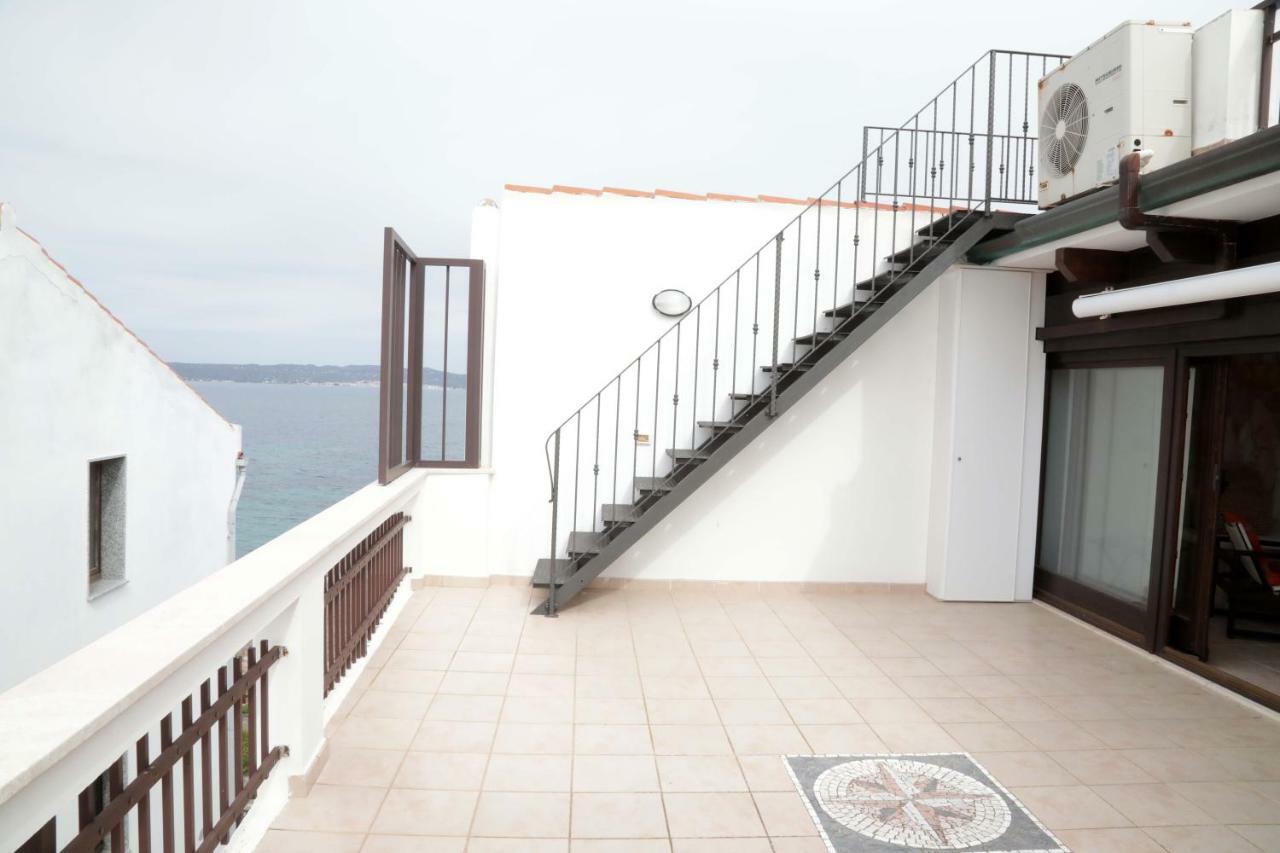 Luxury Apt Apartment Calasetta Exterior photo